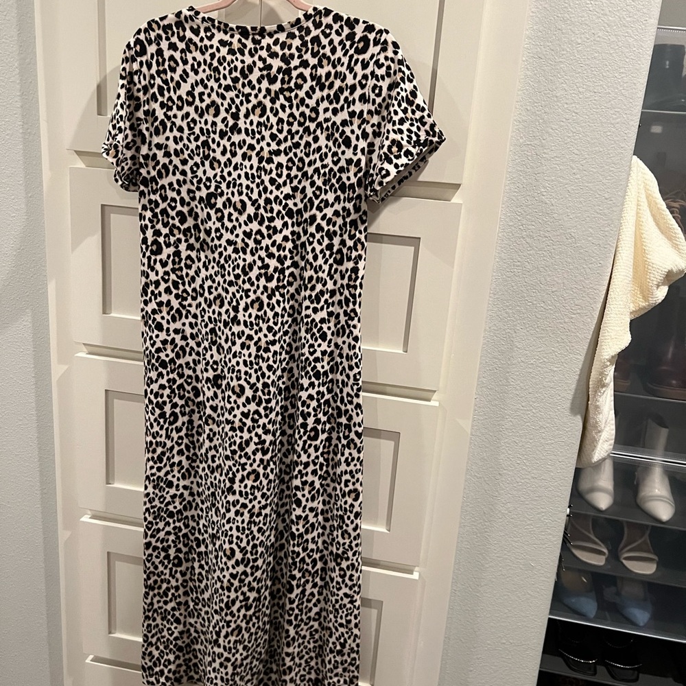 Old Navy knit dress with pockets size medium - Picture 3 of 4